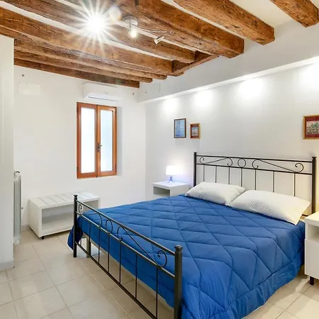 דירה Cannaregio Elegant *